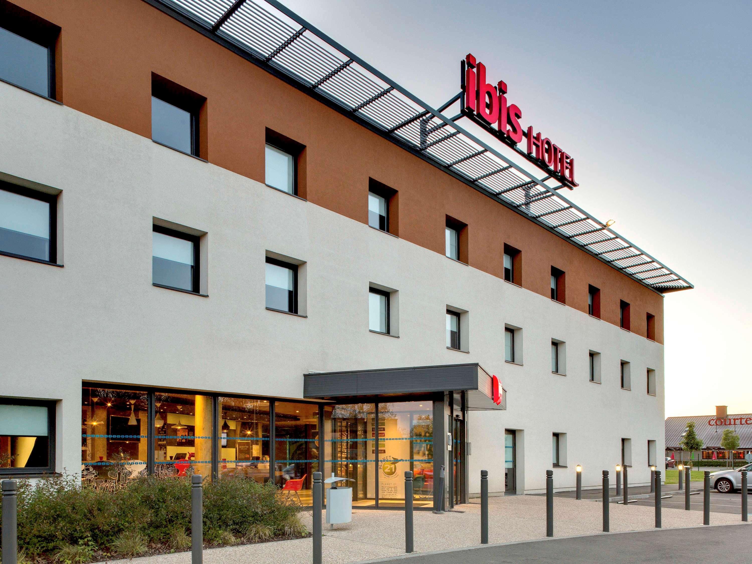 Ibis Montceau Les Mines Hotel Ngoại thất bức ảnh