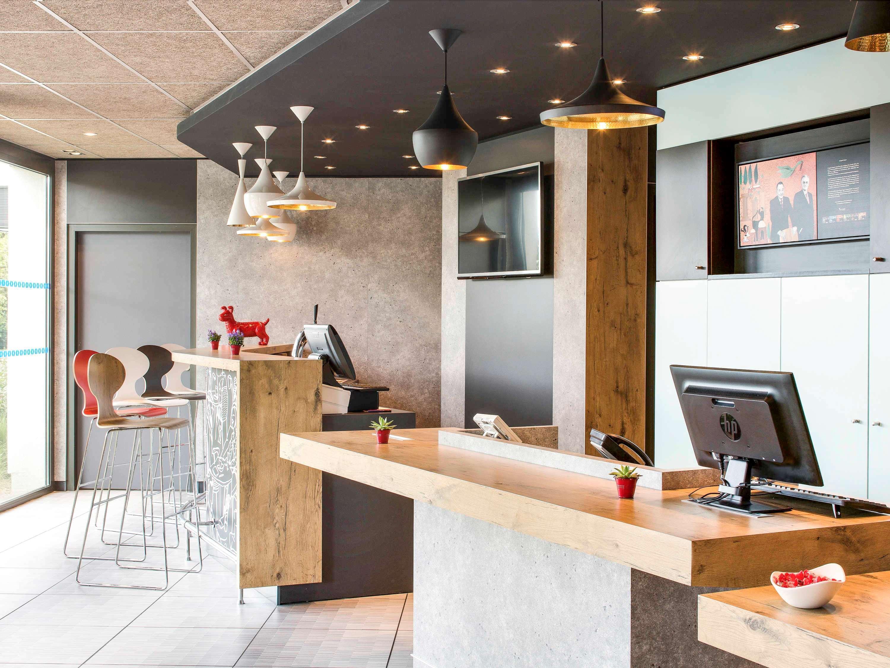 Ibis Montceau Les Mines Hotel Ngoại thất bức ảnh