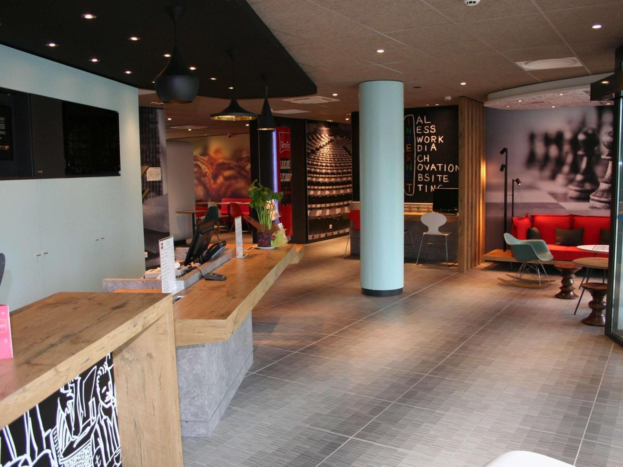 Ibis Montceau Les Mines Hotel Ngoại thất bức ảnh