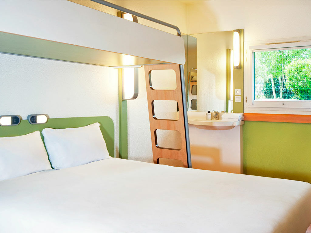 Ibis Montceau Les Mines Hotel Ngoại thất bức ảnh